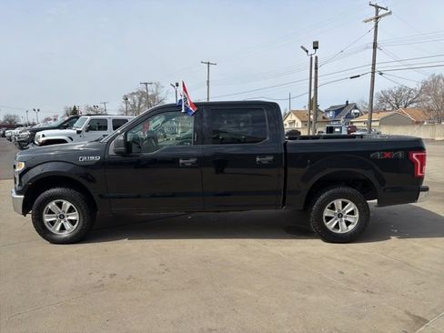 Used 2017 Ford F150 XLT image 7