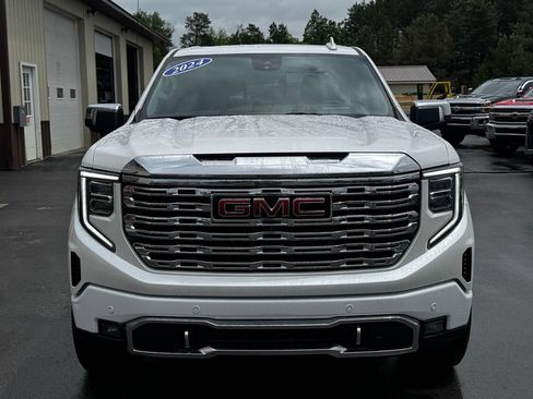 Used 2024 GMC Sierra 1500 Denali w/ Denali Reserve Package AWD/4WD image 9