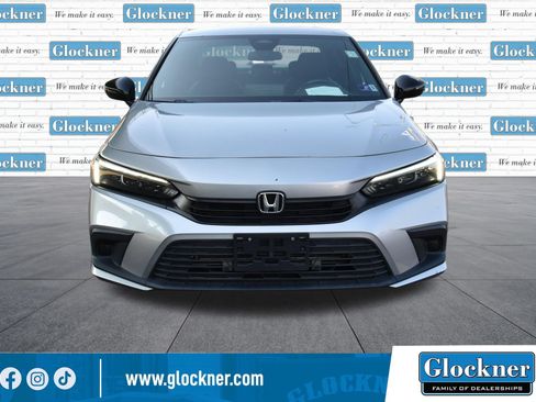 Used 2022 Honda Civic Sport image 2