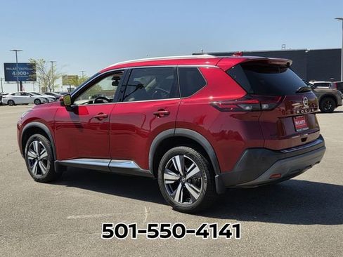 Used 2021 Nissan Rogue SL w/ Premium Package image 3