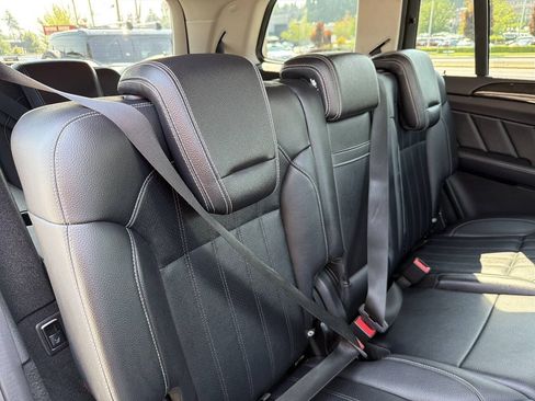 Used 2016 Mercedes-Benz GL 450 4MATIC image 23