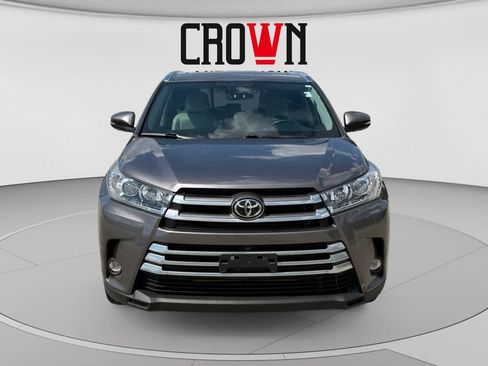 Used 2019 Toyota Highlander Limited Platinum AWD/4WD image 8