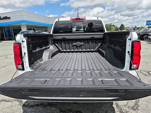 New 2026 Chevrolet Colorado ZR2 w/ Technology Package AWD/4WD image 32