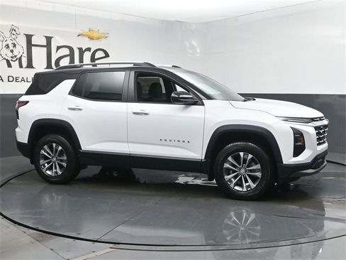 New 2026 Chevrolet Equinox LT w/ LPO, Floor Liner Package image 27