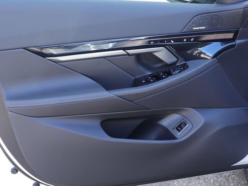 New 2026 BMW 530i w/ M Sport Package RWD image 10