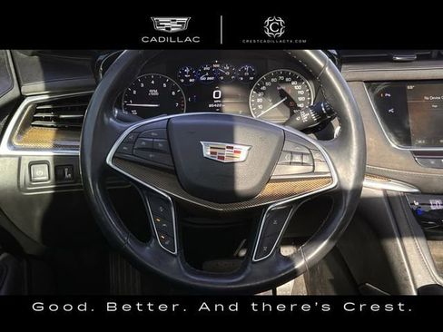 Used 2017 Cadillac XT5 Platinum w/ Driver Assist Package image 7