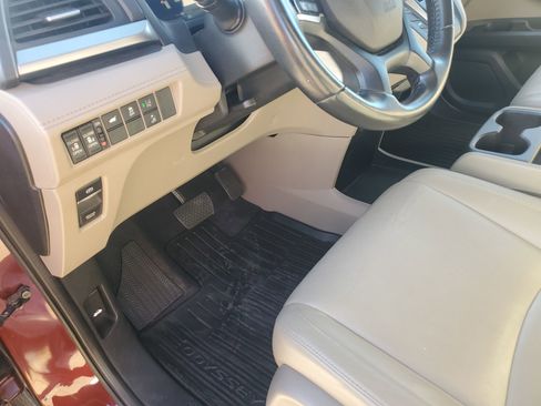 Used 2019 Honda Odyssey EX-L image 25