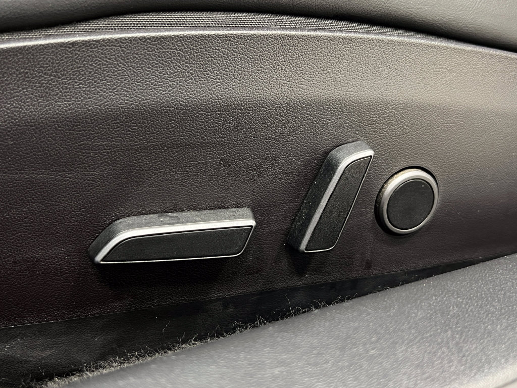 Used 2021 Tesla Model 3 Standard Range Plus RWD image 17