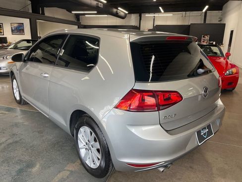 Used 2015 Volkswagen Golf S FWD image 8