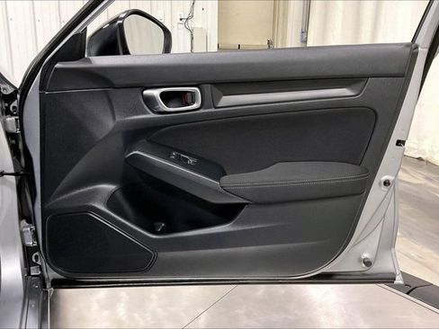 Used 2023 Honda Civic Sport image 24