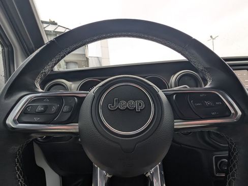 Used 2020 Jeep Gladiator Sport w/ Quick Order Package 24S image 20