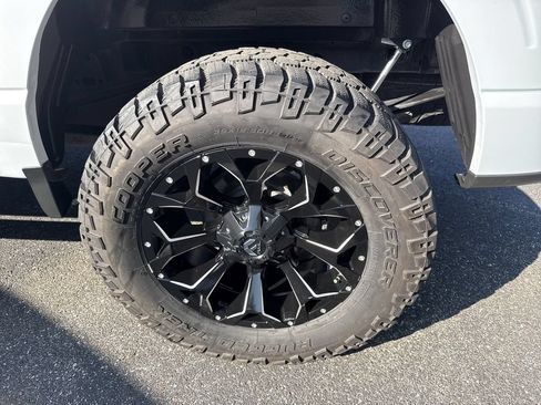 Used 2021 Ford F150 XLT w/ Equipment Group 302A High AWD/4WD image 18