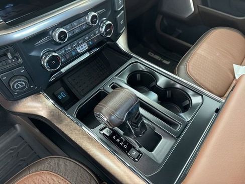 Used 2024 Ford F150 King Ranch w/ FX4 Off-Road Package image 19