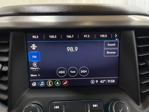 Used 2023 GMC Acadia SLT w/ Preferred Package image 40