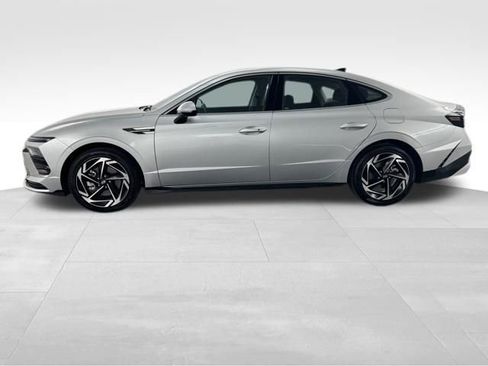 Certified 2026 Hyundai Sonata SEL FWD image 5