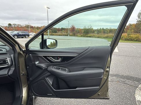 Used 2023 Subaru Outback Touring image 16