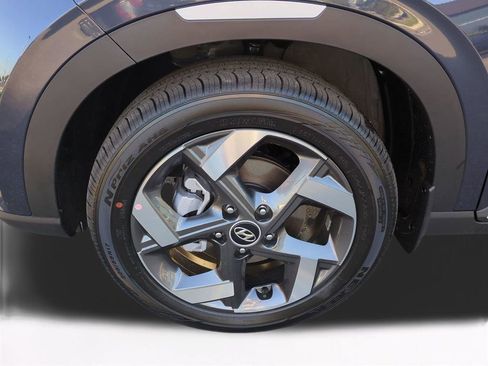New 2026 Hyundai Venue SEL image 11