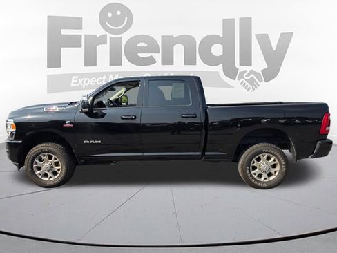 Used 2024 RAM 2500 Laramie AWD/4WD image 9