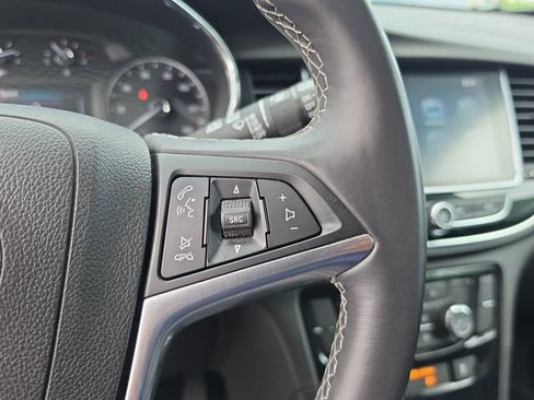 Used 2019 Buick Encore Sport Touring FWD image 21