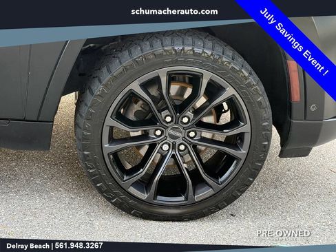 Used 2023 Jeep Grand Wagoneer Series II AWD/4WD image 9