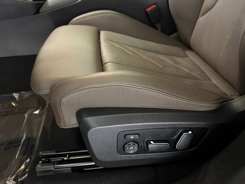 Used 2025 BMW X3 xDrive30i w/ Convenience Package image 14