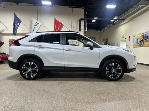Used 2022 Mitsubishi Eclipse Cross SE image 7