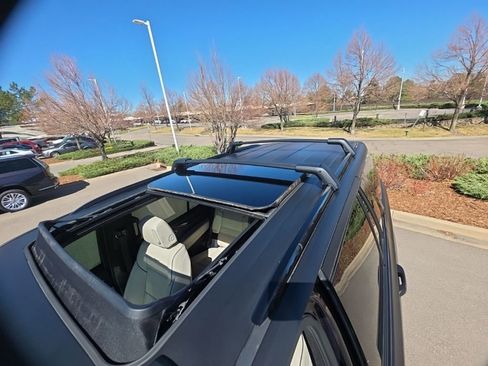 Used 2024 Cadillac Escalade Sport w/ Heavy-Duty Trailer Package image 29