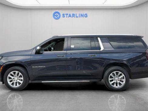 Certified 2025 Chevrolet Suburban Premier AWD/4WD image 3
