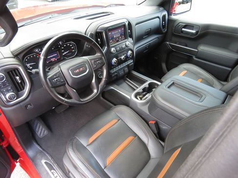 Used 2021 GMC Sierra 1500 AT4 w/ AT4 Preferred Package AWD/4WD image 11
