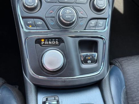 Used 2015 Chrysler 200 S w/ Comfort Group AWD/4WD image 24