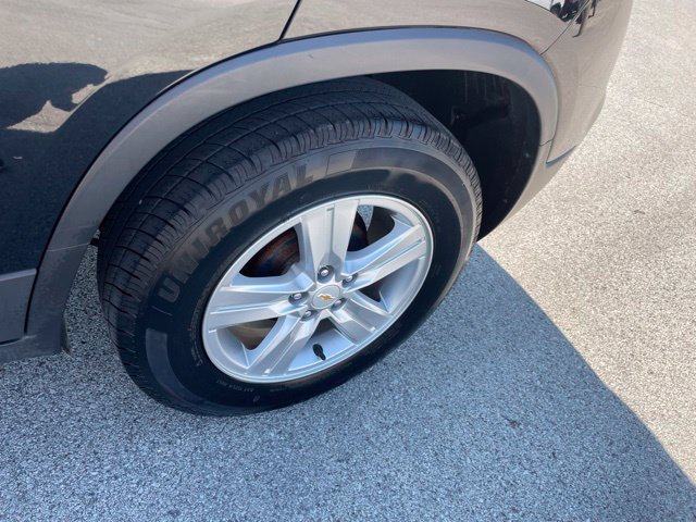 Used 2020 Chevrolet Trax LT w/ Driver Confidence Package FWD image 14