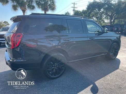 New 2025 Ford Expedition Platinum w/ Stealth Appearance Package image 7