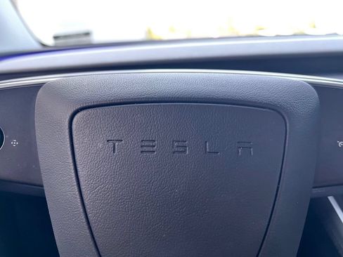 Used 2026 Tesla Model Y 2WD image 23