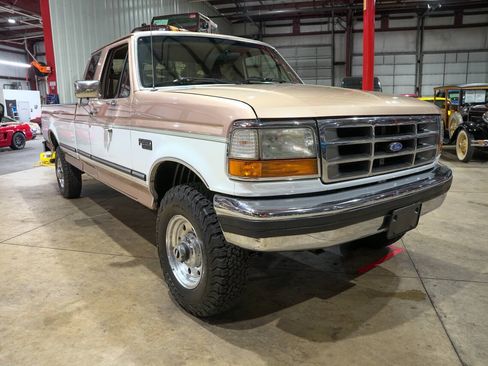 Used 1997 Ford F250 4x4 SuperCab Heavy Duty image 12