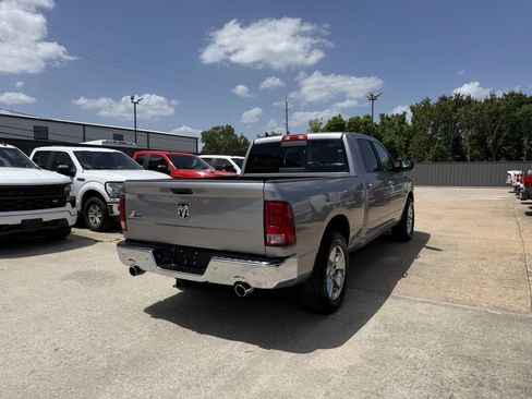 Used 2019 RAM 1500 Big Horn RWD image 5