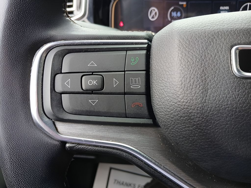 Used 2023 Jeep Wagoneer Series II AWD/4WD image 19