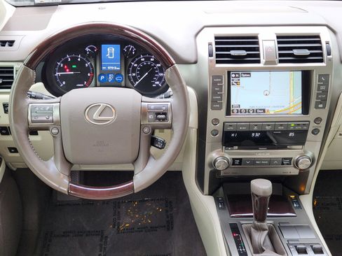 Used 2018 Lexus GX 460 Premium image 27