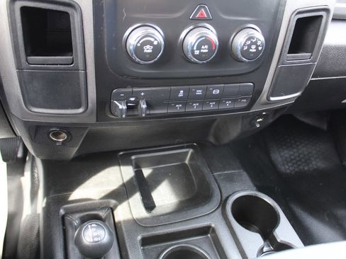 Used 2018 RAM 3500 Tradesman w/ Max Tow Package image 17