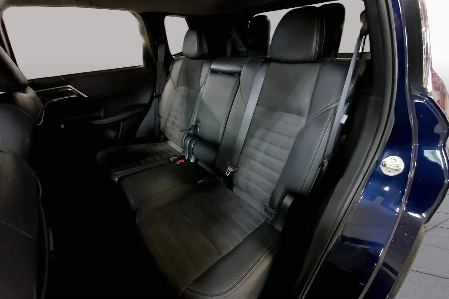 Used 2024 Mitsubishi Outlander SE AWD/4WD image 20