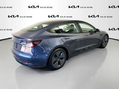 Used 2021 Tesla Model 3 Standard Range Plus RWD image 8