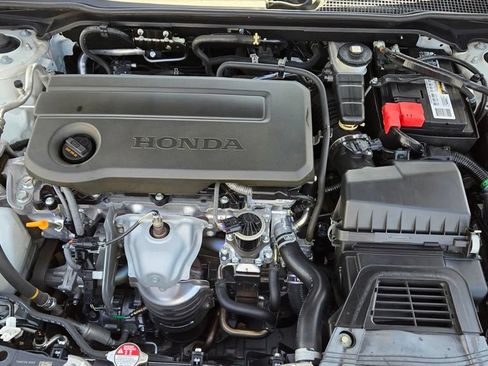 Used 2025 Honda Civic LX image 27