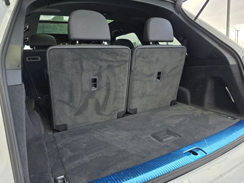 Used 2024 Audi SQ7 Premium Plus w/ Carbon Package image 23