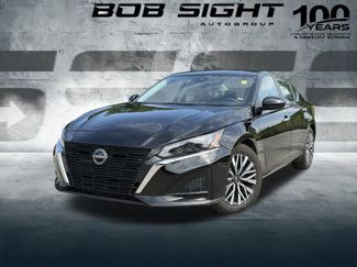 Used 2023 Nissan Altima 2.5 SV image 1