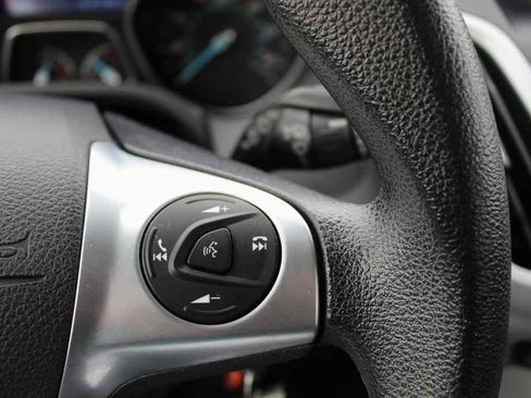 Used 2014 Ford Focus SE image 16