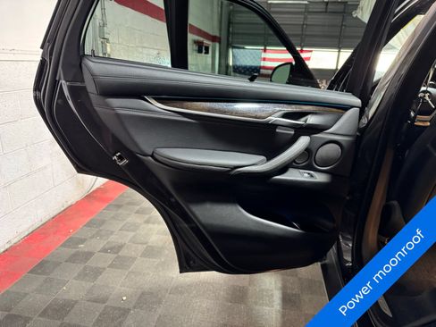 Used 2017 BMW X5 xDrive50i AWD/4WD image 10