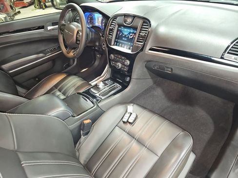 Used 2023 Chrysler 300 S w/ Safetytec Plus Group image 16