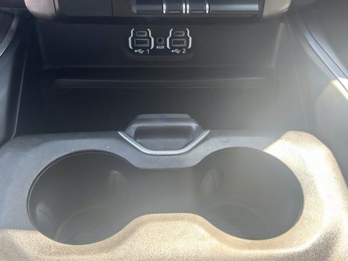 Used 2024 RAM 1500 Big Horn AWD/4WD image 16
