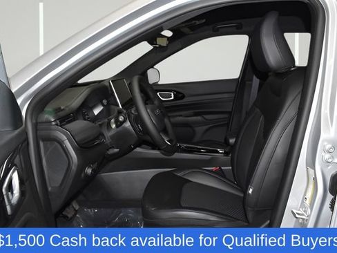 New 2026 Jeep Compass Latitude AWD/4WD image 13