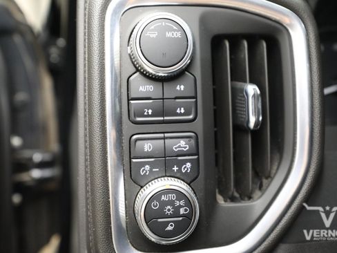 Used 2022 GMC Sierra 1500 Elevation AWD/4WD image 16