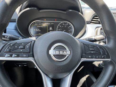 Used 2023 Nissan Versa SV FWD image 22